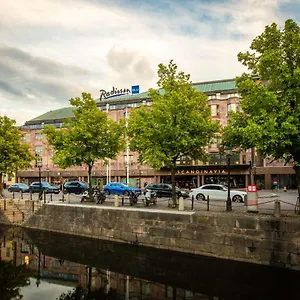 Radisson Blu Scandinavia Hotel, Otel
